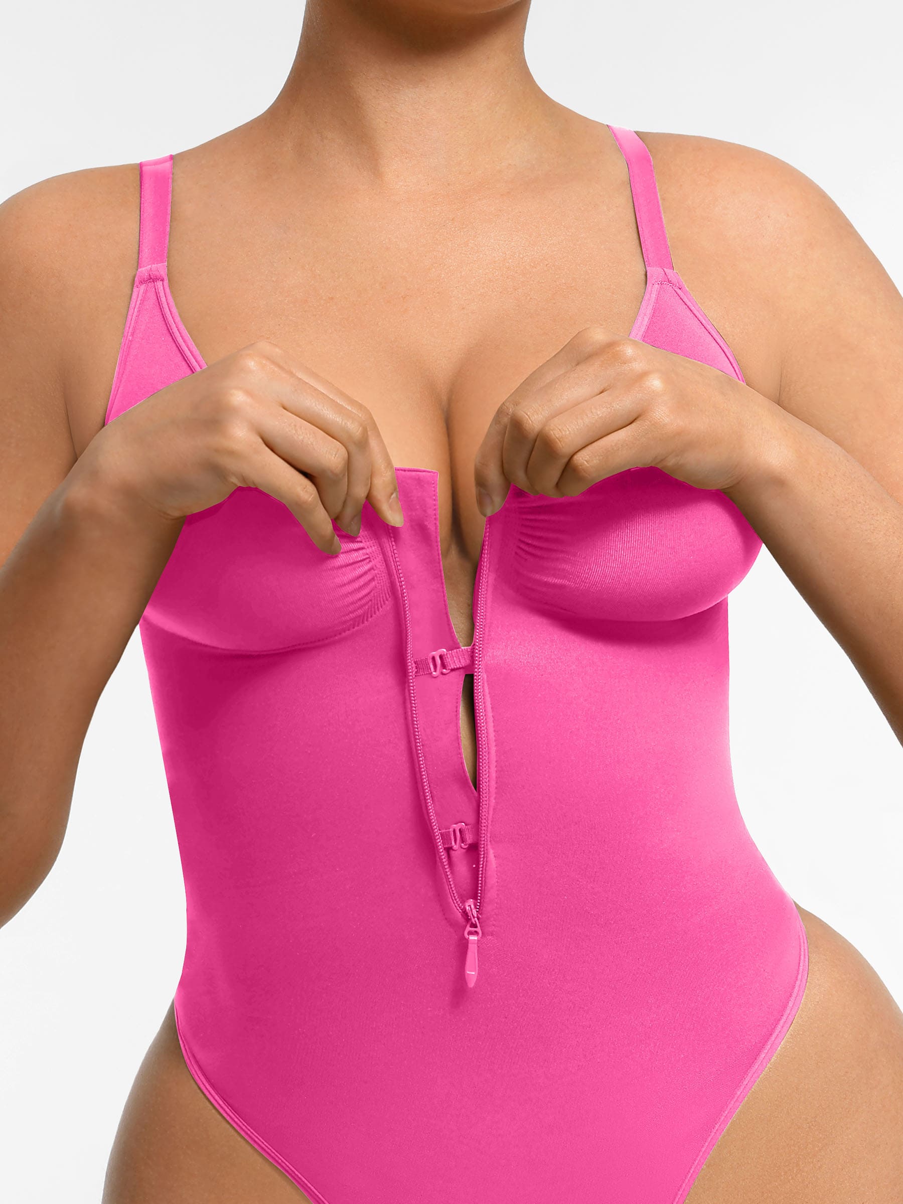 Women's Bodysuit – Seamless Plunge Chest Support with Internal Clips Shapewear