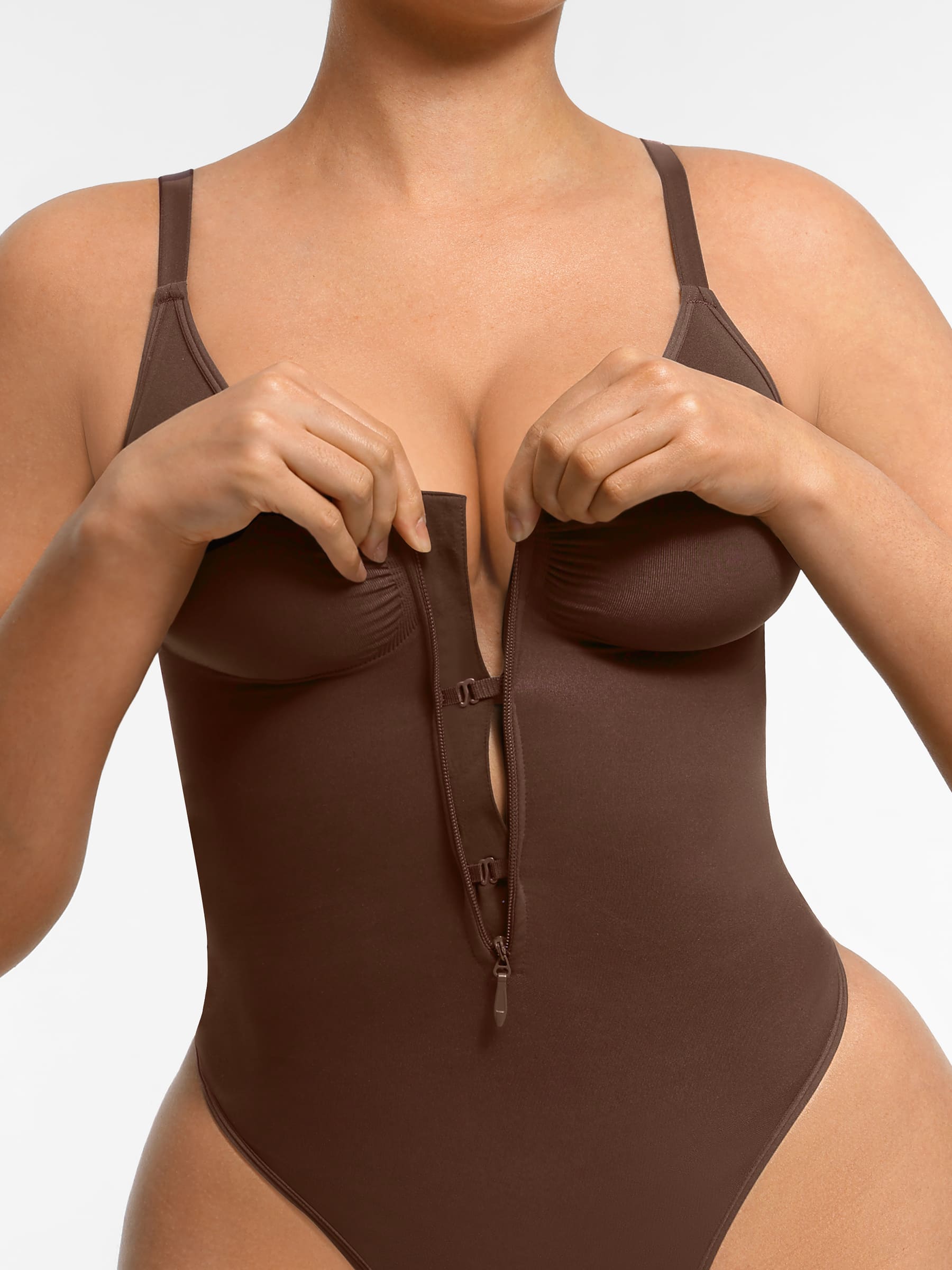 Women's Bodysuit – Seamless Plunge Chest Support with Internal Clips Shapewear